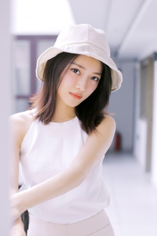 漂亮的女士护士内衣